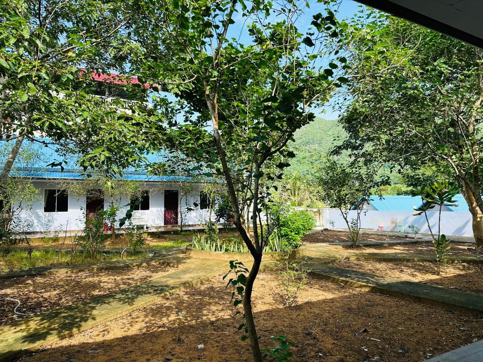 Bungalow Hotel Chi Khu Co Ong Esterno foto