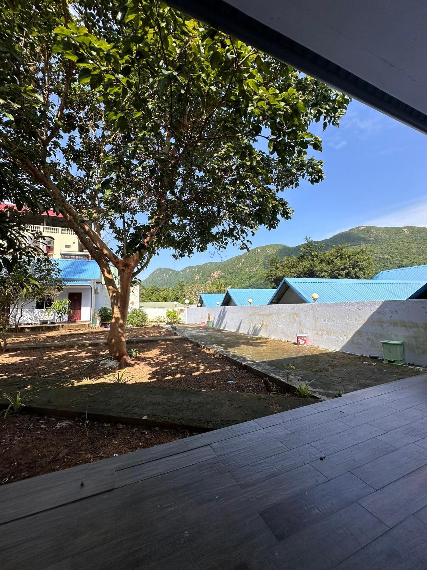 Bungalow Hotel Chi Khu Co Ong Esterno foto