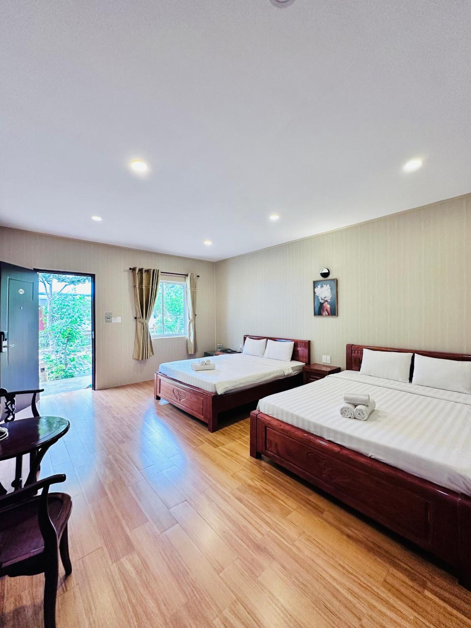 Bungalow Hotel Chi Khu Co Ong Esterno foto
