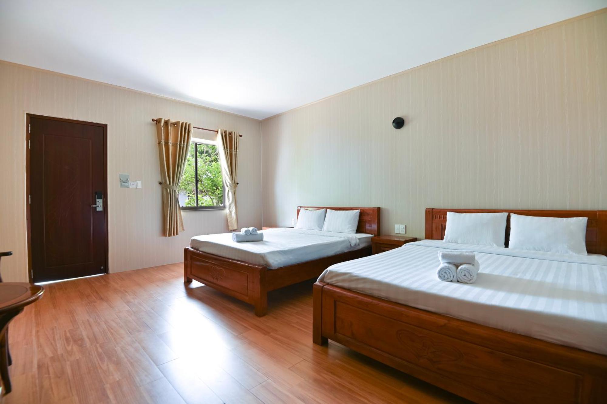 Bungalow Hotel Chi Khu Co Ong Esterno foto